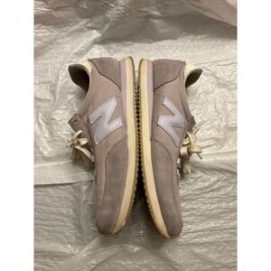 Women’s New Balance 720 'Grey Lilac Size 9